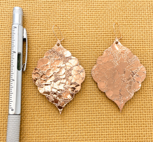 Load image into Gallery viewer, The “Sarita” Rose Gold Large

